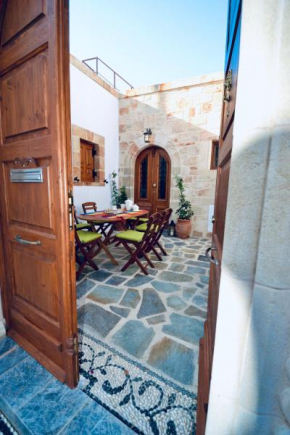 Villa Patitiri Traditional House with hot tub - Dodekanes Archángelos